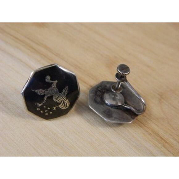 Vintage Siam Sterling Silver Screw Back Earrings Thailand Niello Dancer Earrings - Picture 3 of 7